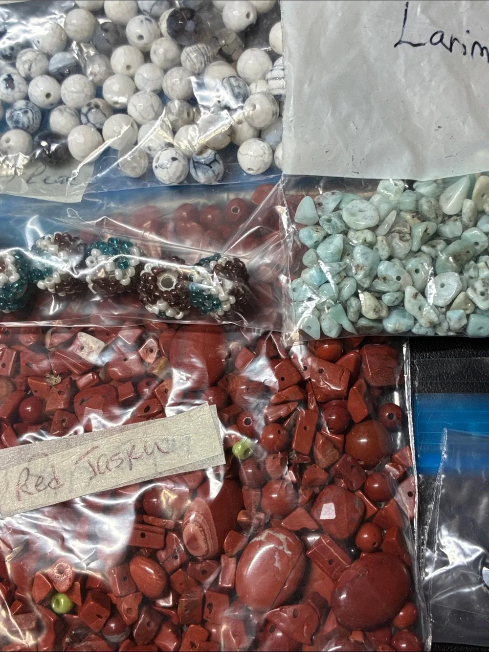 Assorted 2+ pounds of gemstone Bead Mix - Turquoise, blue, Green, Purple - Picture 15 of 16